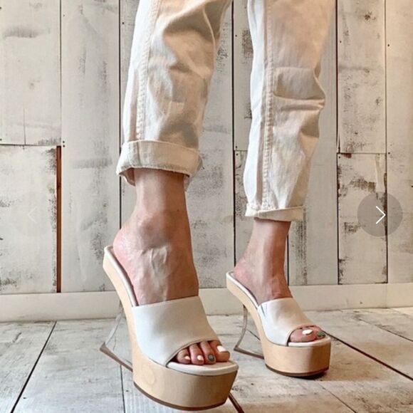 New Jeffrey Campbell Pellucid Platform Sandal white clear unique high heel sz 9 - Picture 9 of 9